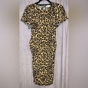 maternity leopard dress, peep hole back, form fitting w/ ruched belly sides